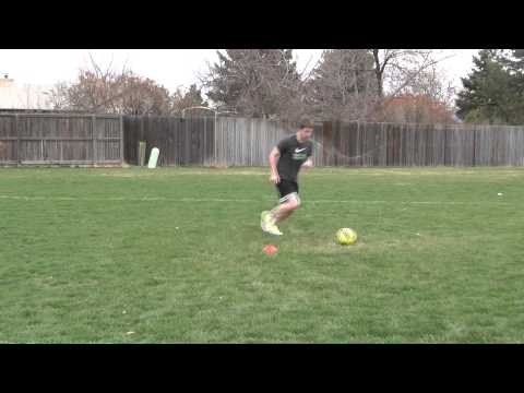 Soccer Drills for Ball Control – Triangle Push Pulls